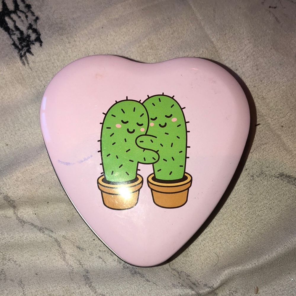 Cactus jewelry holder